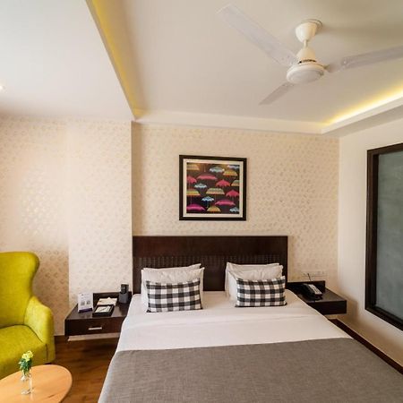 ניו דלהי Rockland Hotel, C.R Park מראה חיצוני תמונה