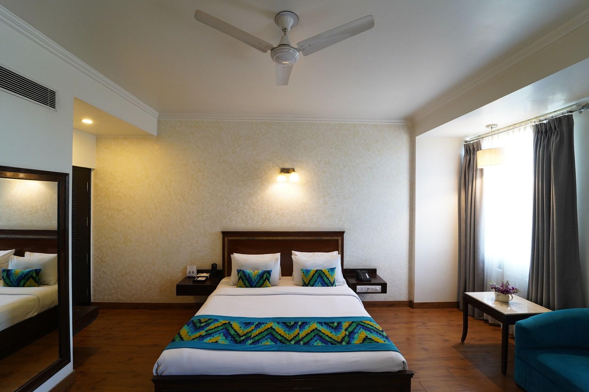 ניו דלהי Rockland Hotel, C.R Park מראה חיצוני תמונה