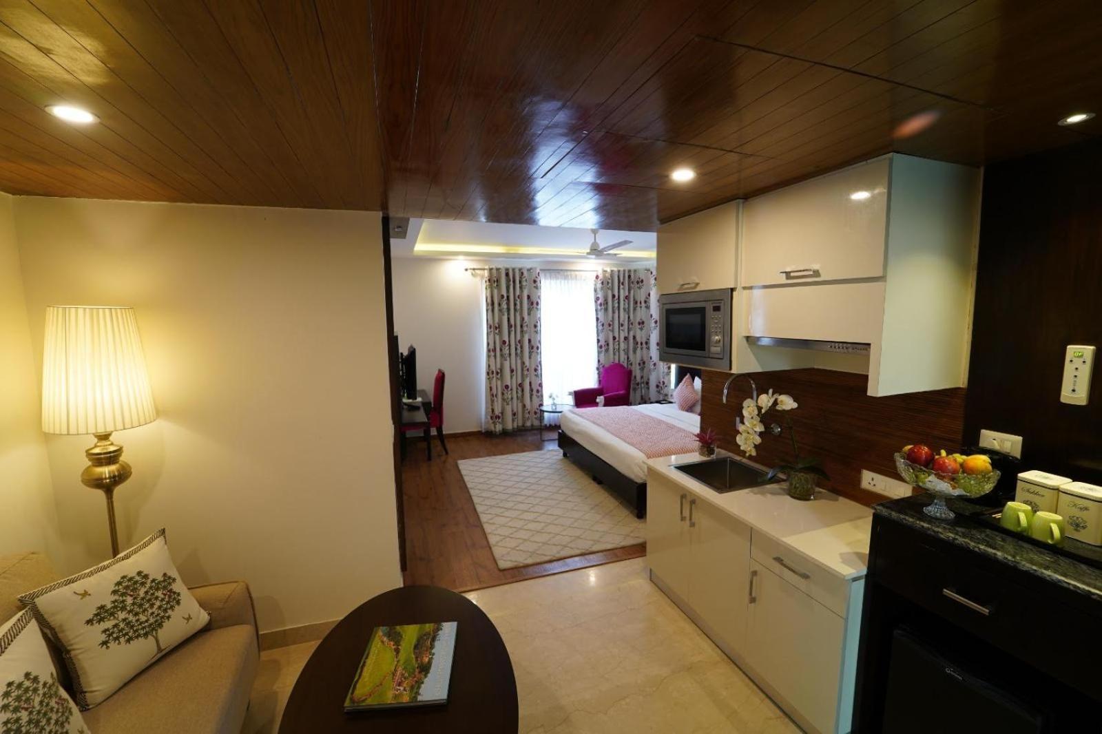 ניו דלהי Rockland Hotel, C.R Park מראה חיצוני תמונה