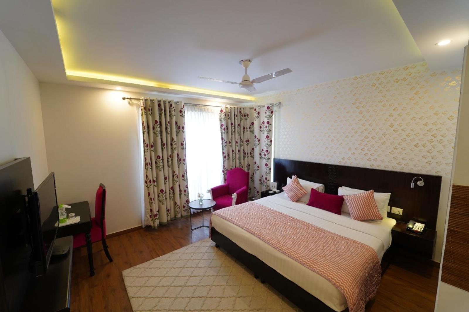ניו דלהי Rockland Hotel, C.R Park מראה חיצוני תמונה