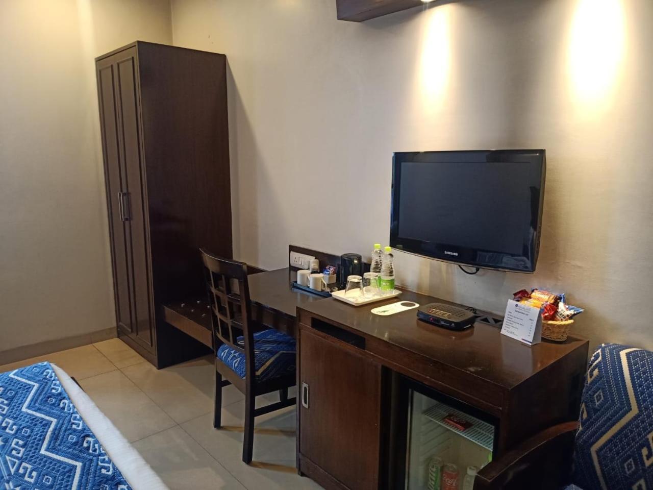 ניו דלהי Rockland Hotel, C.R Park מראה חיצוני תמונה