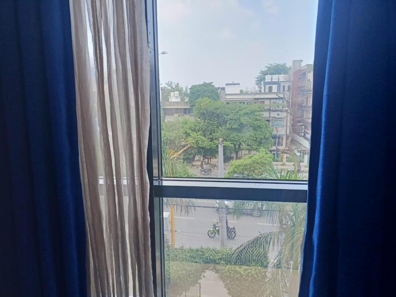 ניו דלהי Rockland Hotel, C.R Park מראה חיצוני תמונה