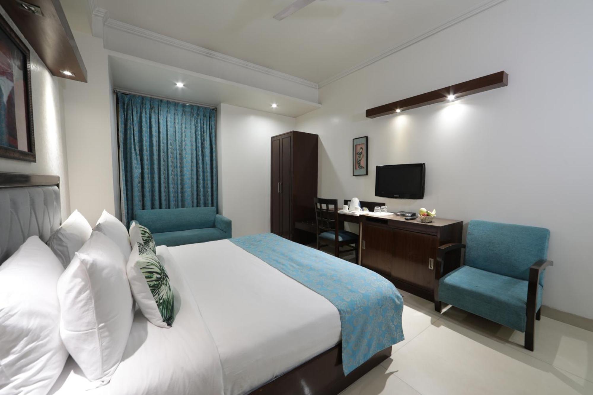 ניו דלהי Rockland Hotel, C.R Park מראה חיצוני תמונה