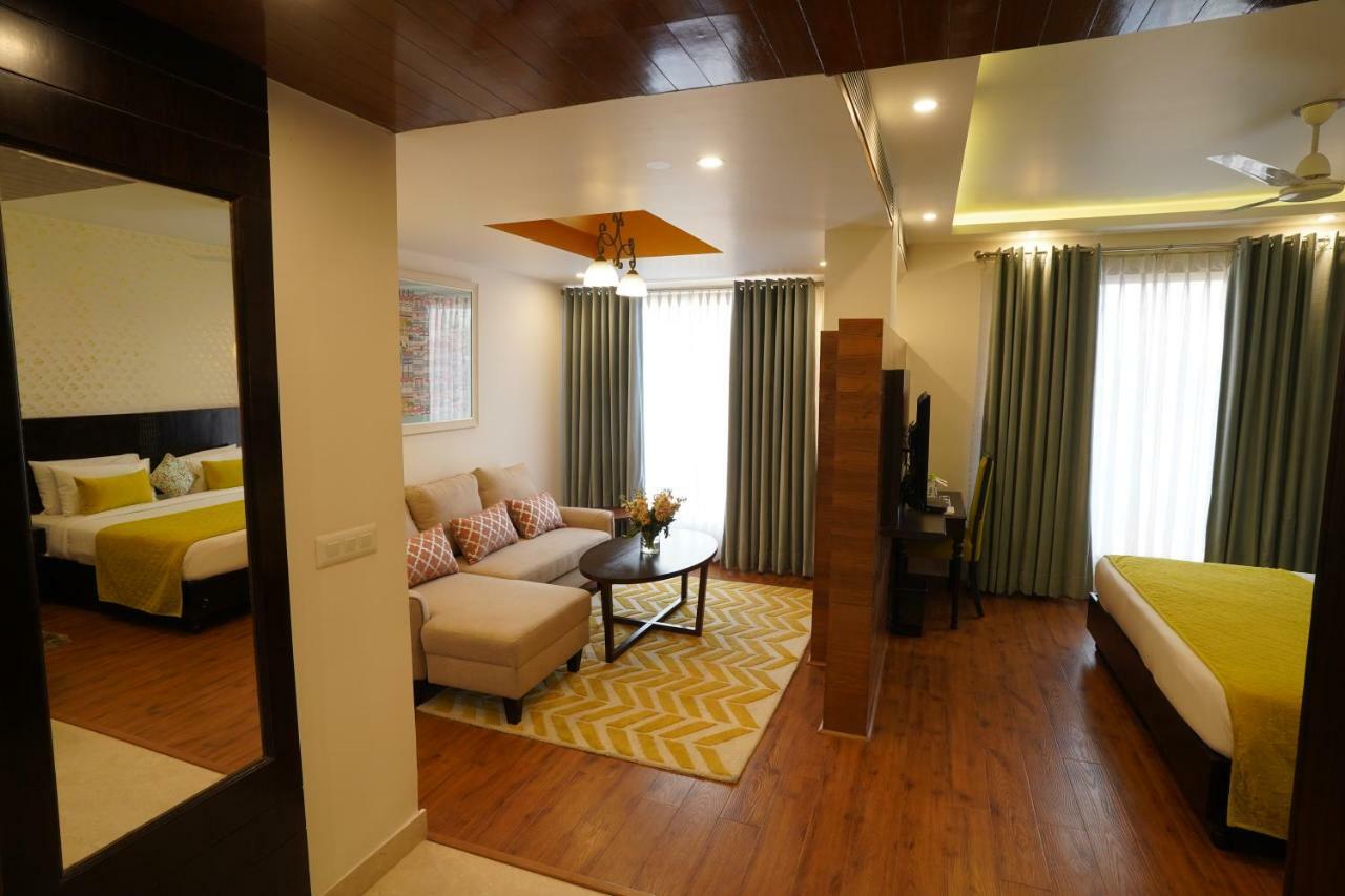 ניו דלהי Rockland Hotel, C.R Park מראה חיצוני תמונה