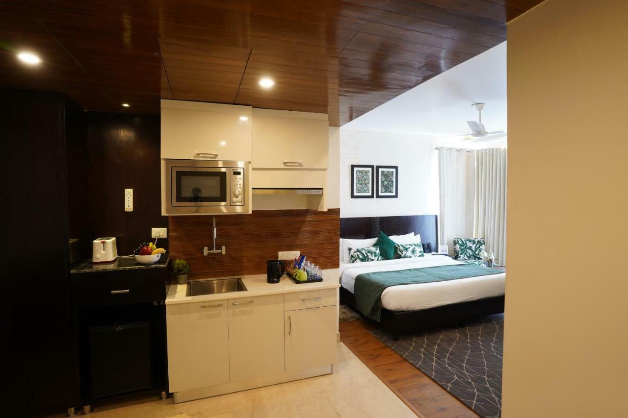 ניו דלהי Rockland Hotel, C.R Park מראה חיצוני תמונה